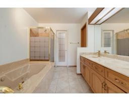 127 Ironwood Pl Nw, Edmonton, AB T6J6R4 Photo 32