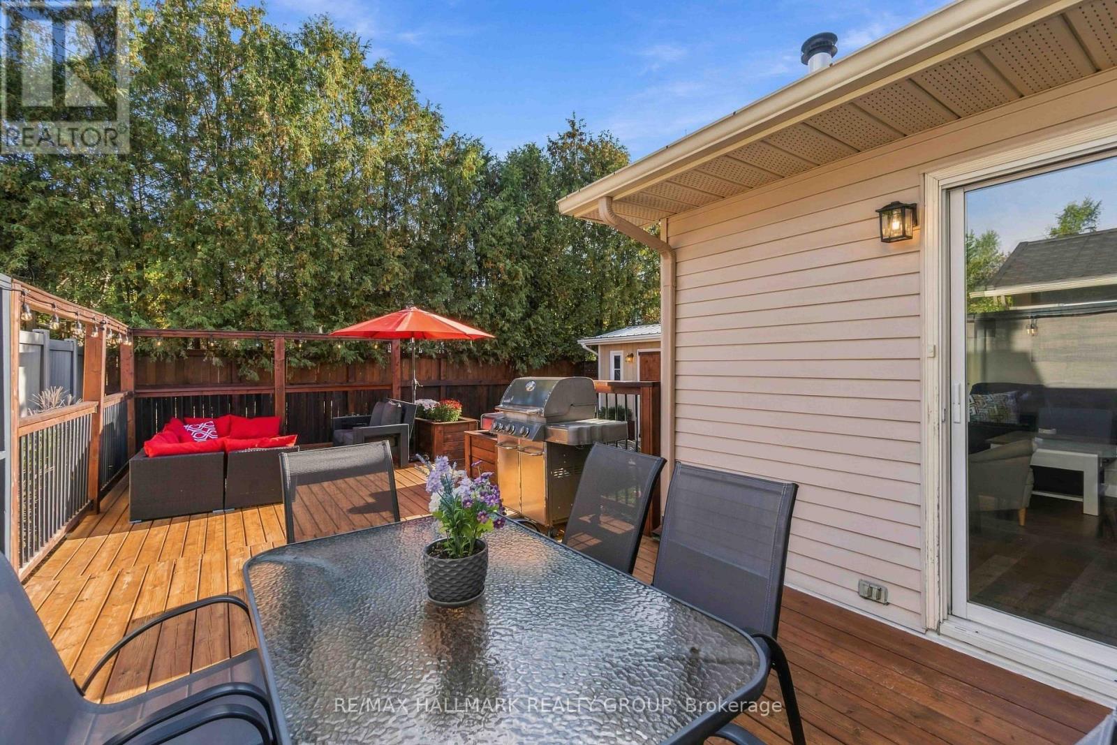 1920 LECLAIR CRESCENT - 39