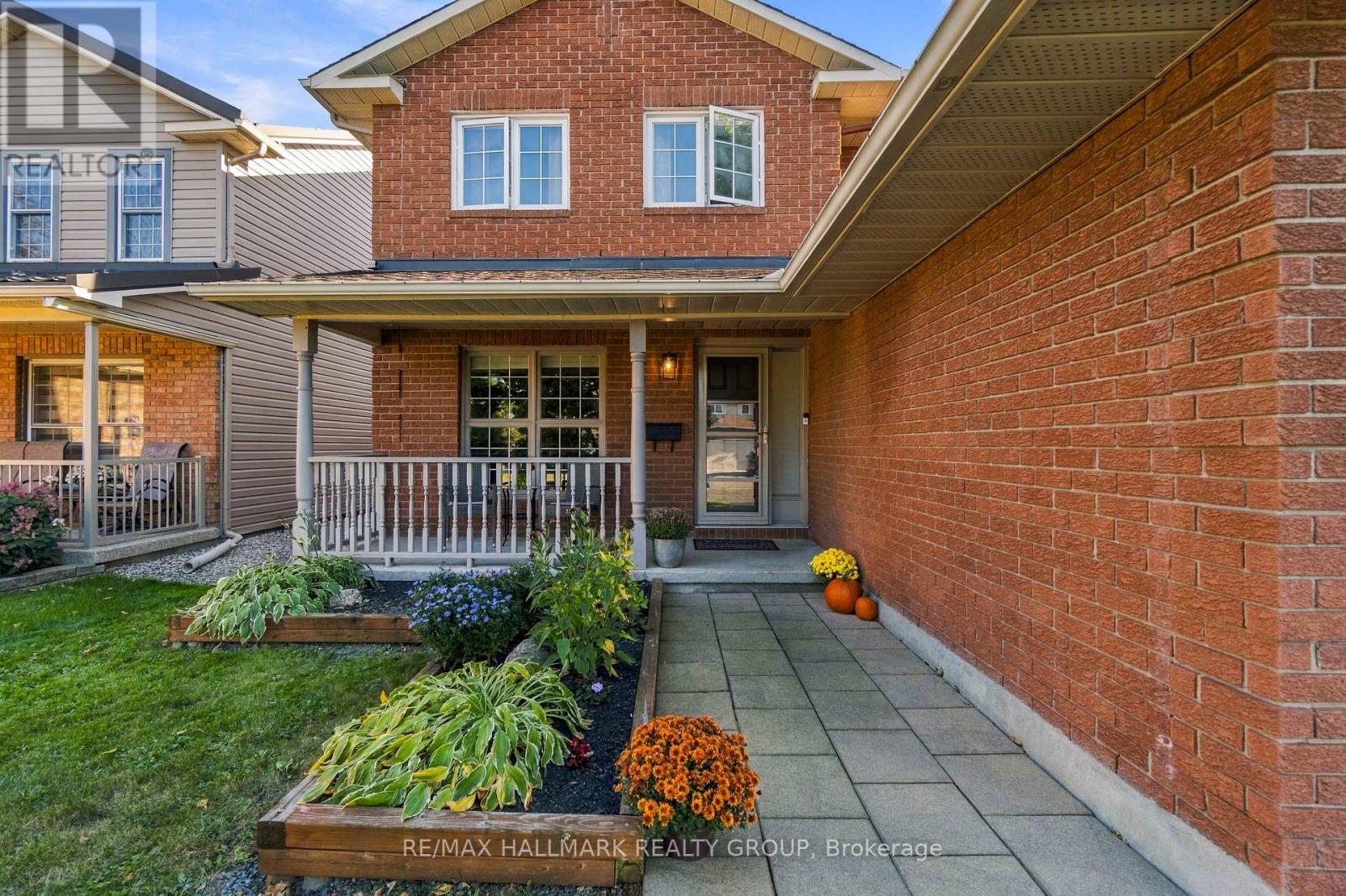 1920 LECLAIR CRESCENT, Ottawa — photo 4