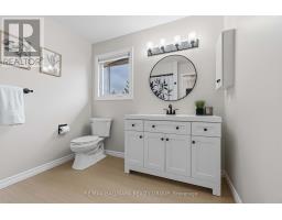 1920 Leclair Crescent, Ottawa, ON K1E3S7 Photo 32