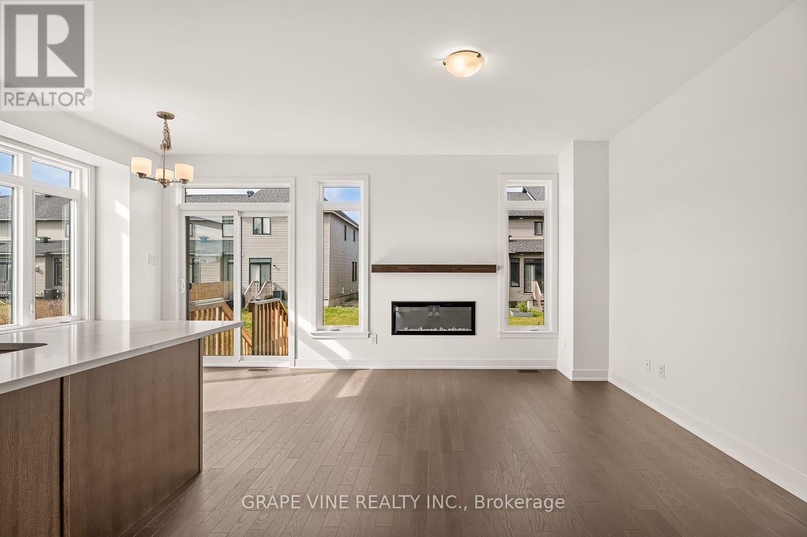 595 ARBIA RIDGE, Ottawa — photo 12