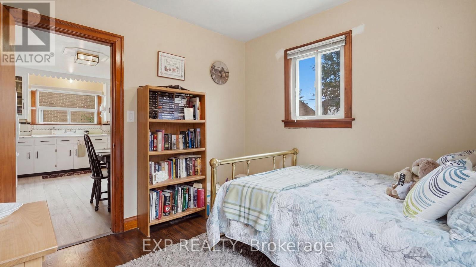 63 LYONS AVENUE, Welland (Lincoln/Crowland) — photo 12