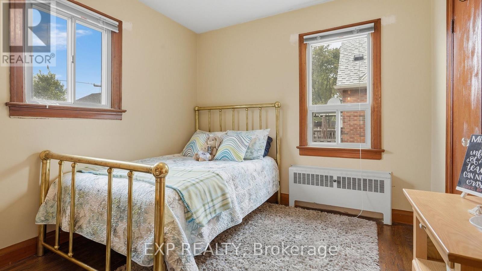 63 LYONS AVENUE - 13