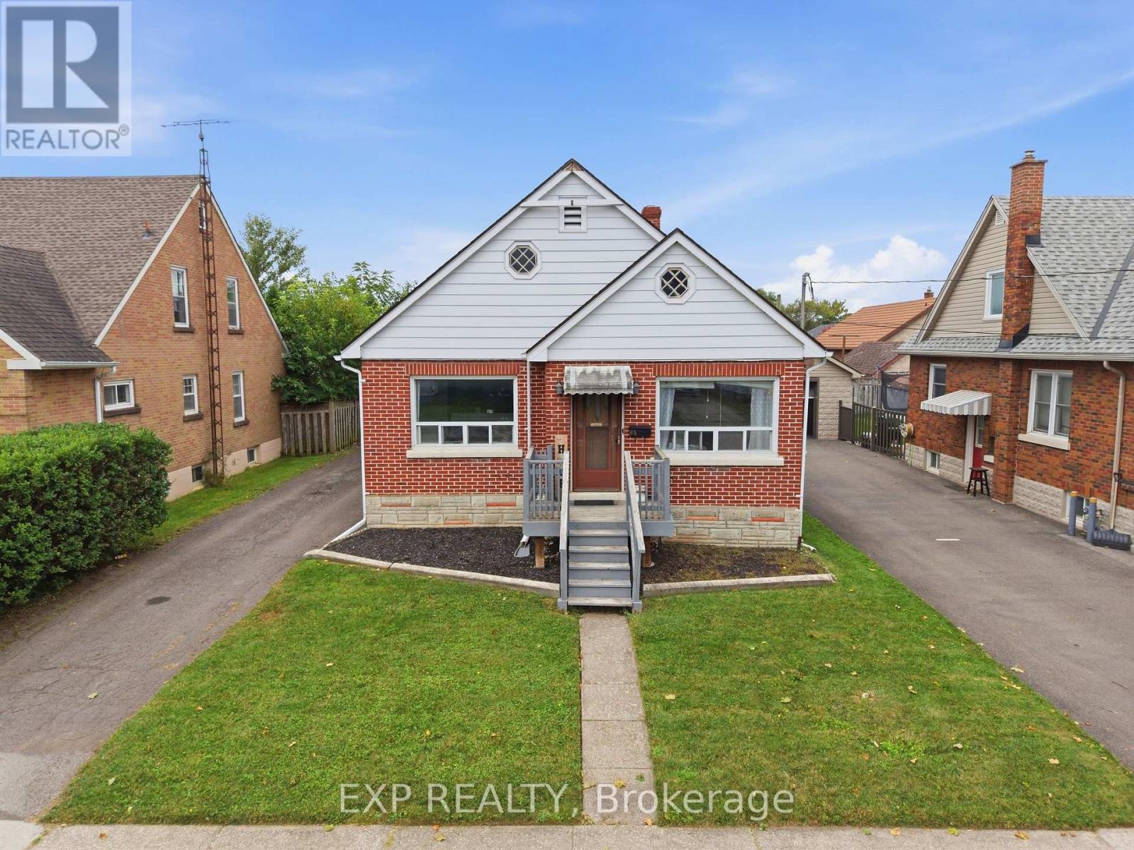 63 LYONS AVENUE - 5