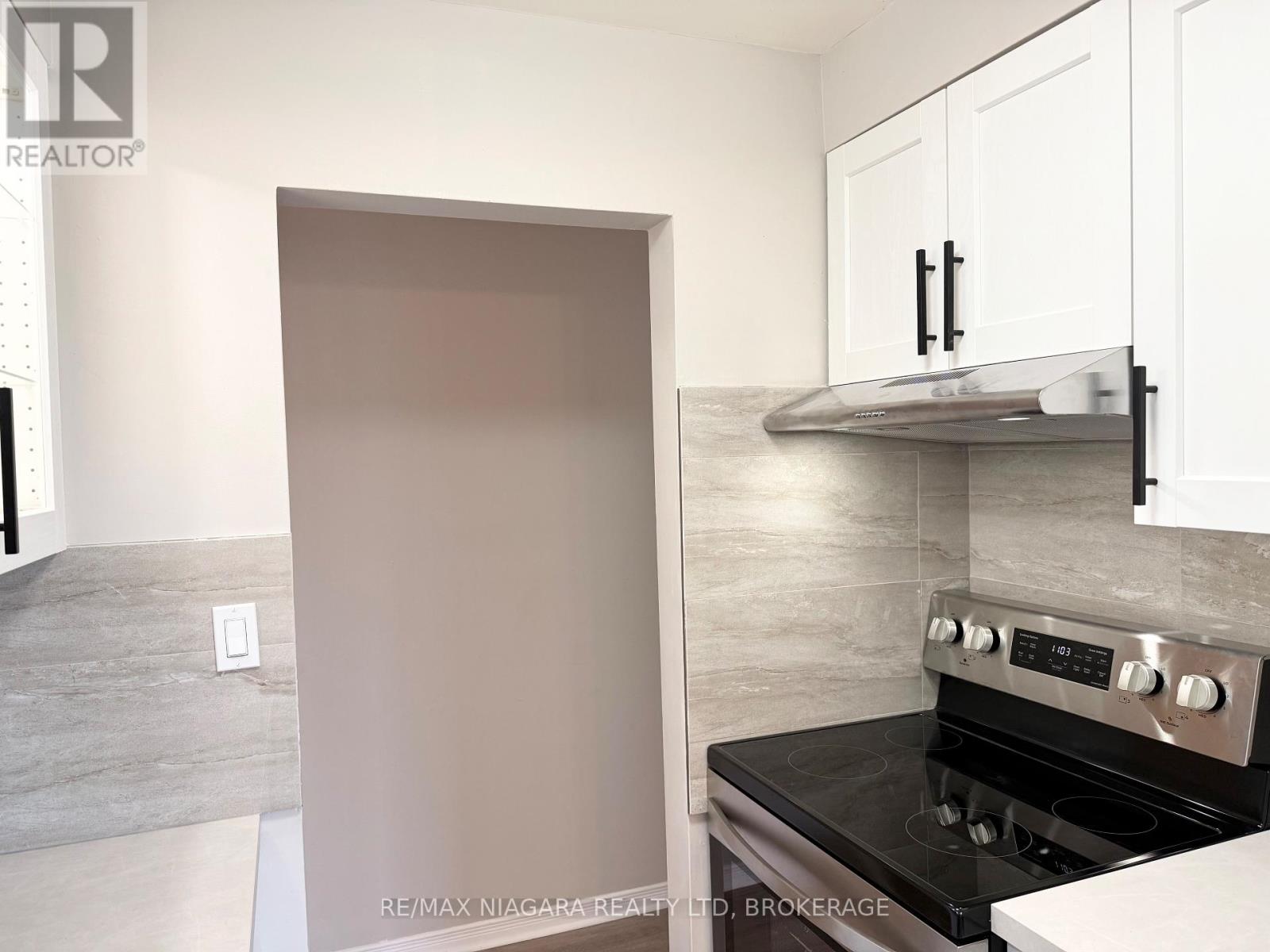 8 - 286 VINE STREET, St. Catharines (Carlton/Bunting) — photo 12