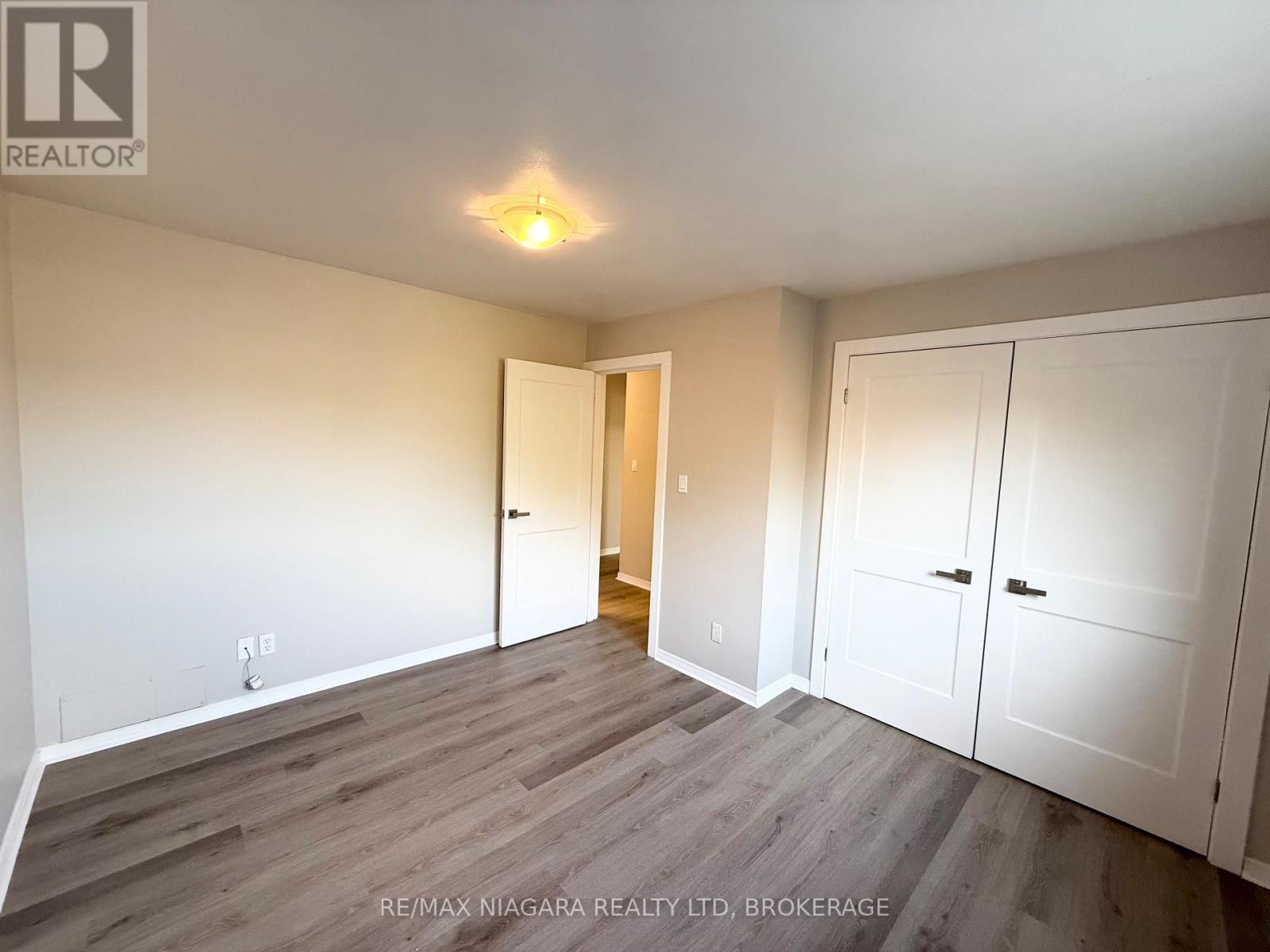286 Vine Street — photo 24