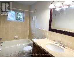 8 - 286 Vine Street, St  Catharines, ON L2M4T3 Photo 25