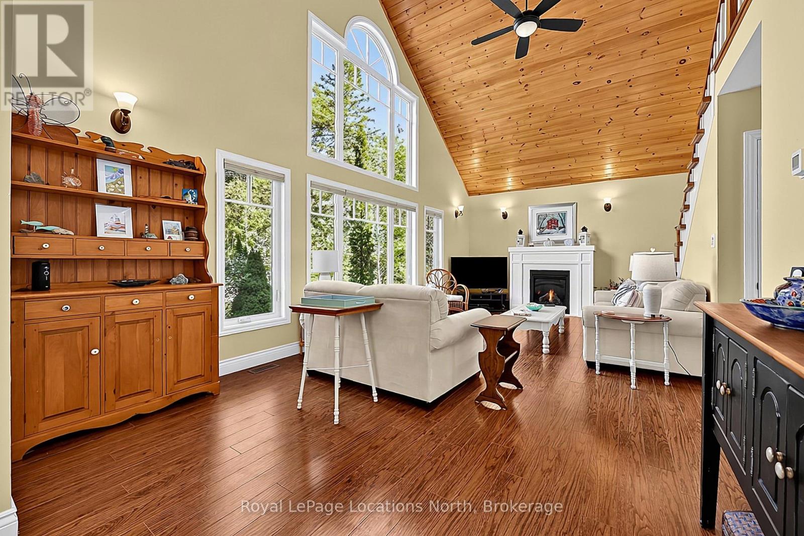 1 MOORE AVENUE - 13
