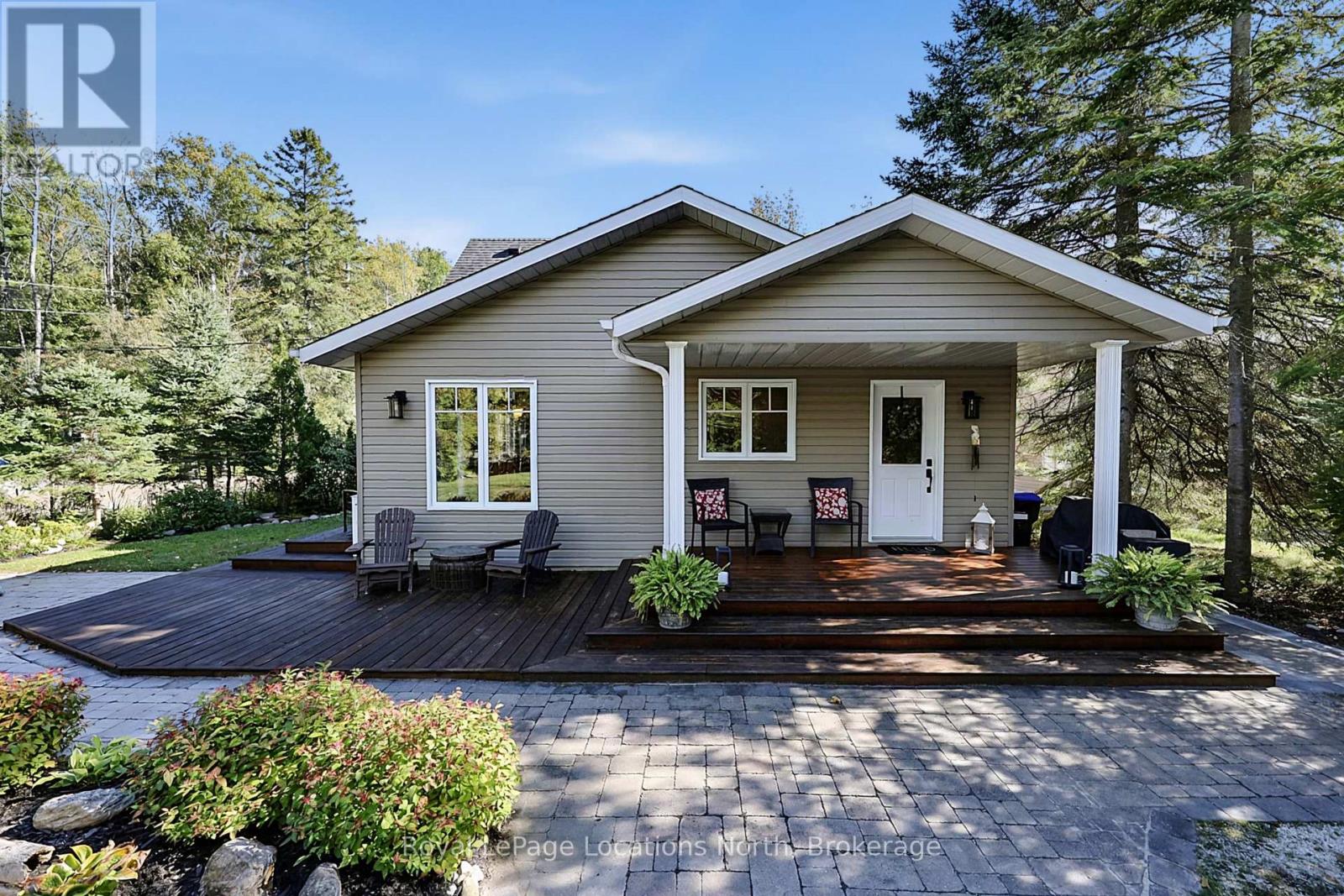 1 MOORE AVENUE, Tiny — photo 4