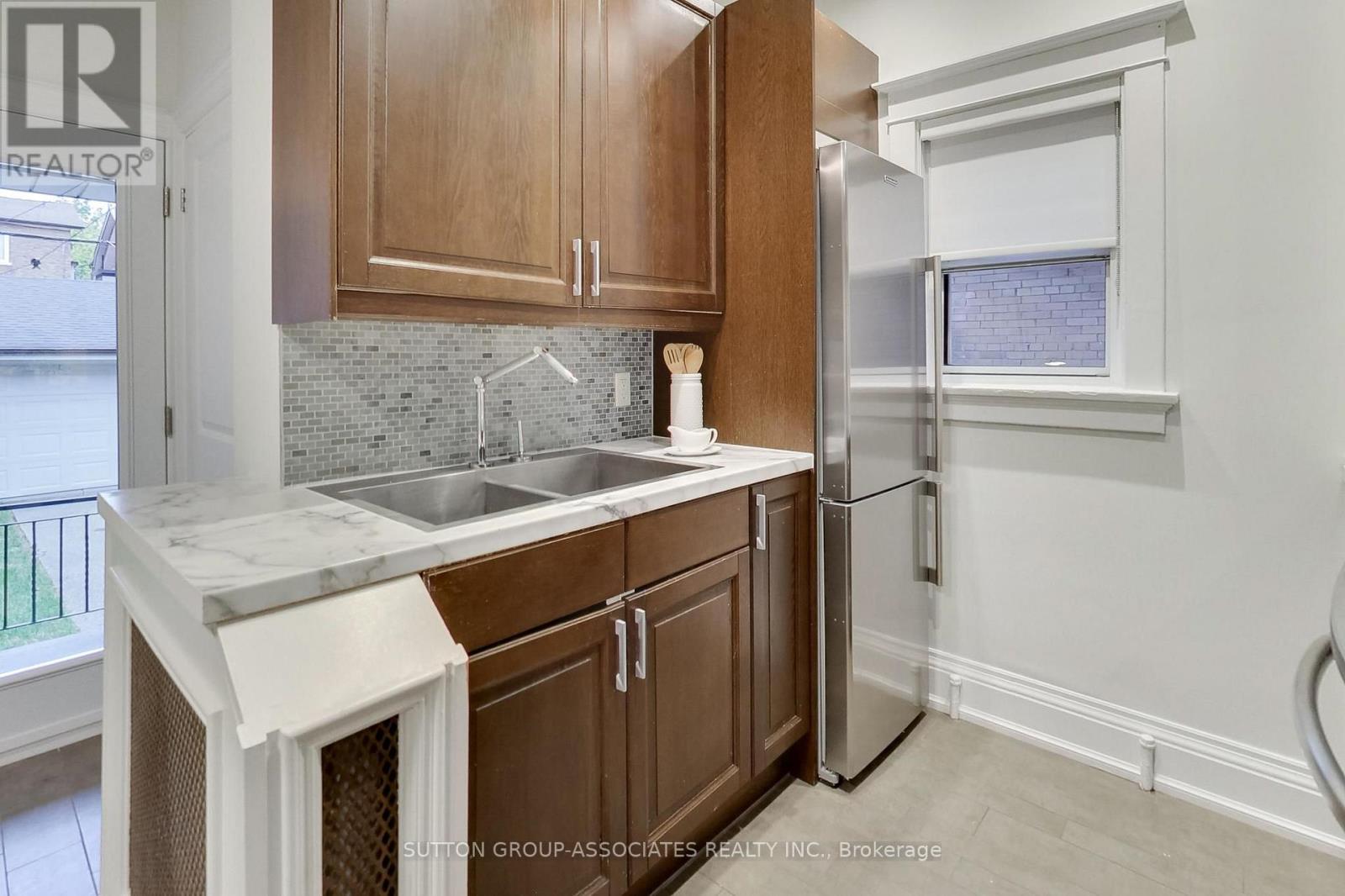 267 LAUDER AVENUE - 10