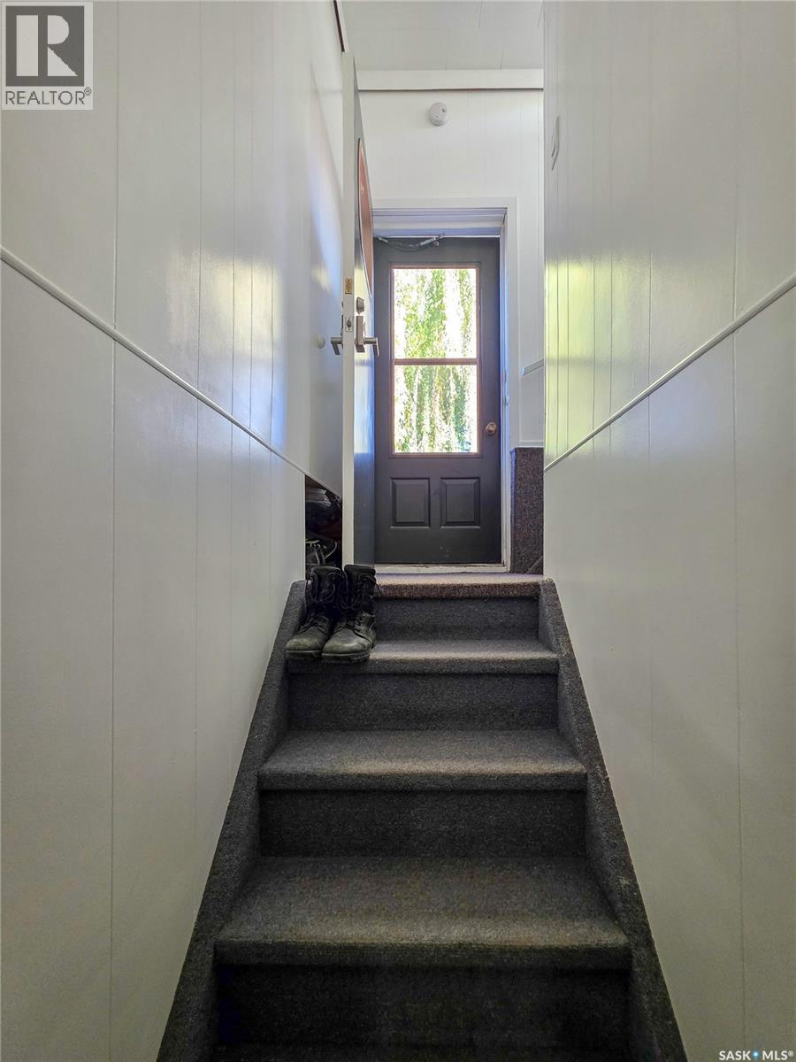 242 6th AVENUE E - 54