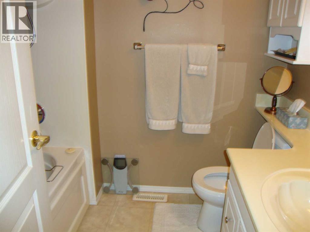 Listing photo – 9 Ray Avenue, Red Deer