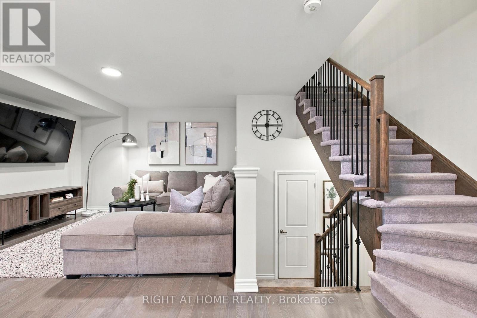 41 AMULET WAY, Whitby (Rolling Acres) — photo 10