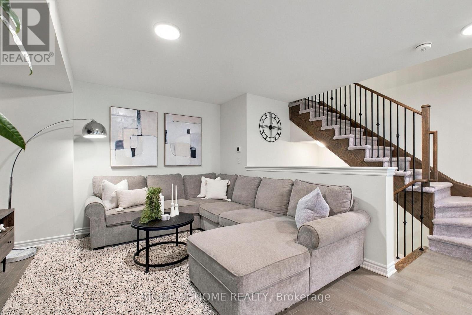 41 AMULET WAY, Whitby (Rolling Acres) — photo 12