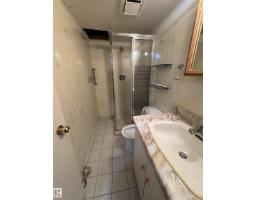 9246 154 St Nw, Edmonton, AB T5R1T5 Photo 33