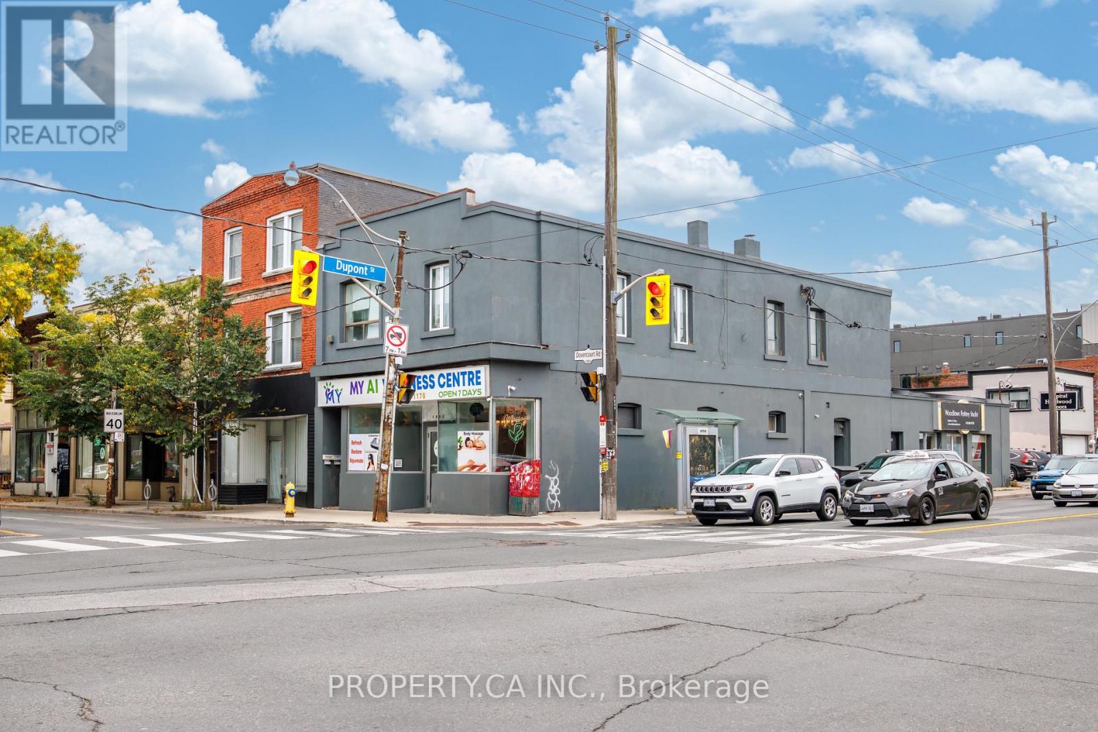 #UPPER - 1080 DOVERCOURT ROAD, Toronto (Dovercourt-Wallace Emerson-Junction)