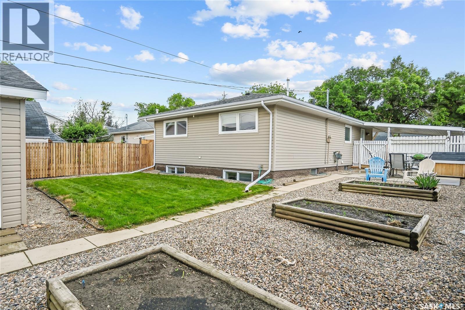 705 King STREET, Rosetown — photo 34