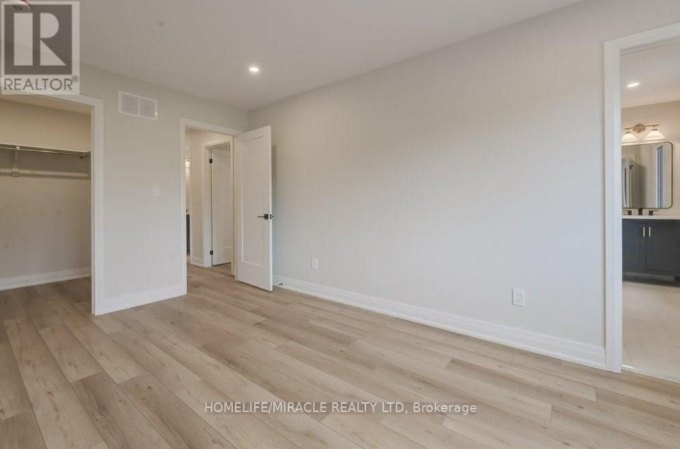 160 Weber Street West — photo 20