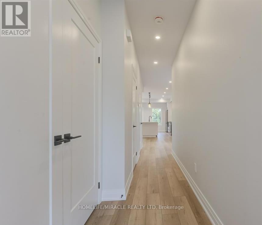 UPPER - 160 WEBER STREET W — photo 3
