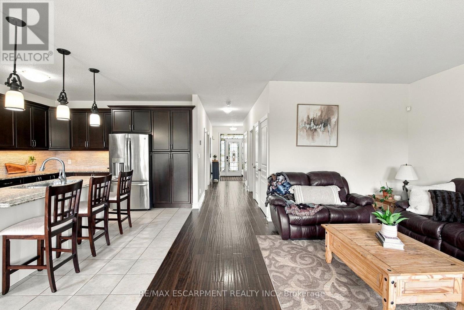 19 BROOKSIDE TERRACE, West Lincoln (Smithville) — photo 11