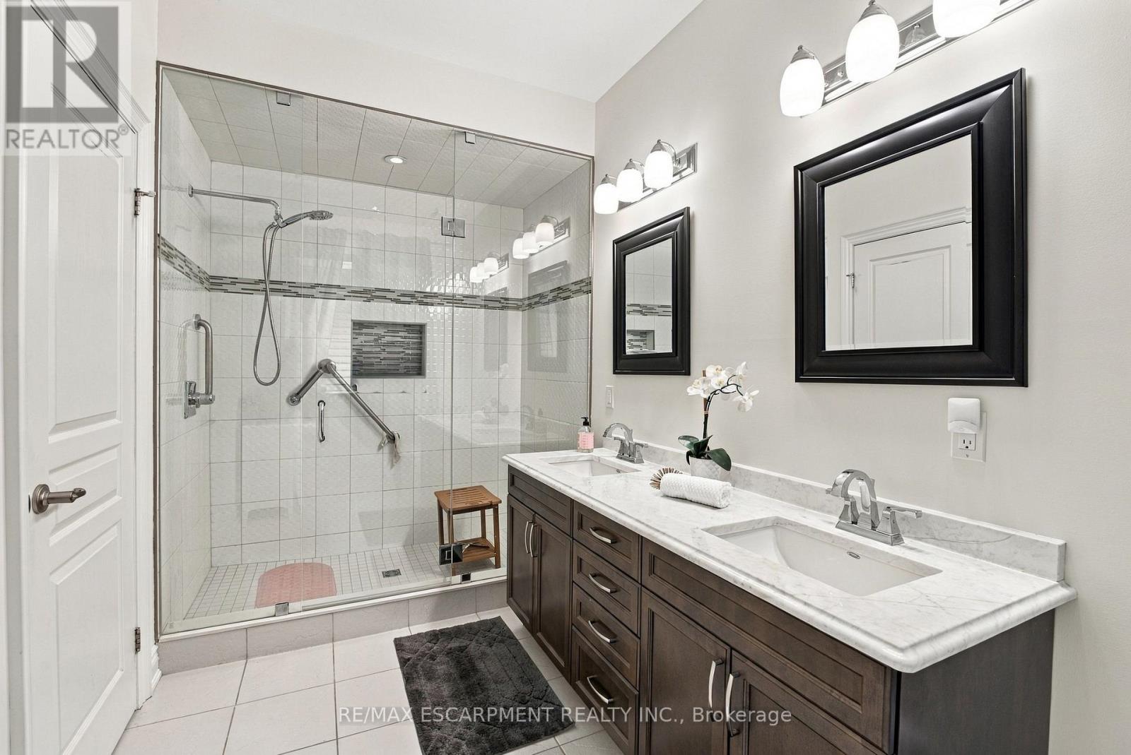 19 BROOKSIDE TERRACE - Image 22