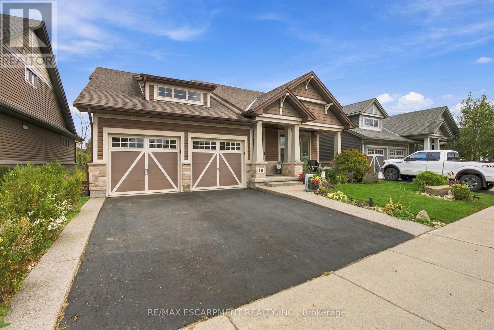 19 BROOKSIDE TERRACE, West Lincoln (Smithville) — photo 3