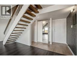 2911, 221 6 Avenue SE - photo 13
