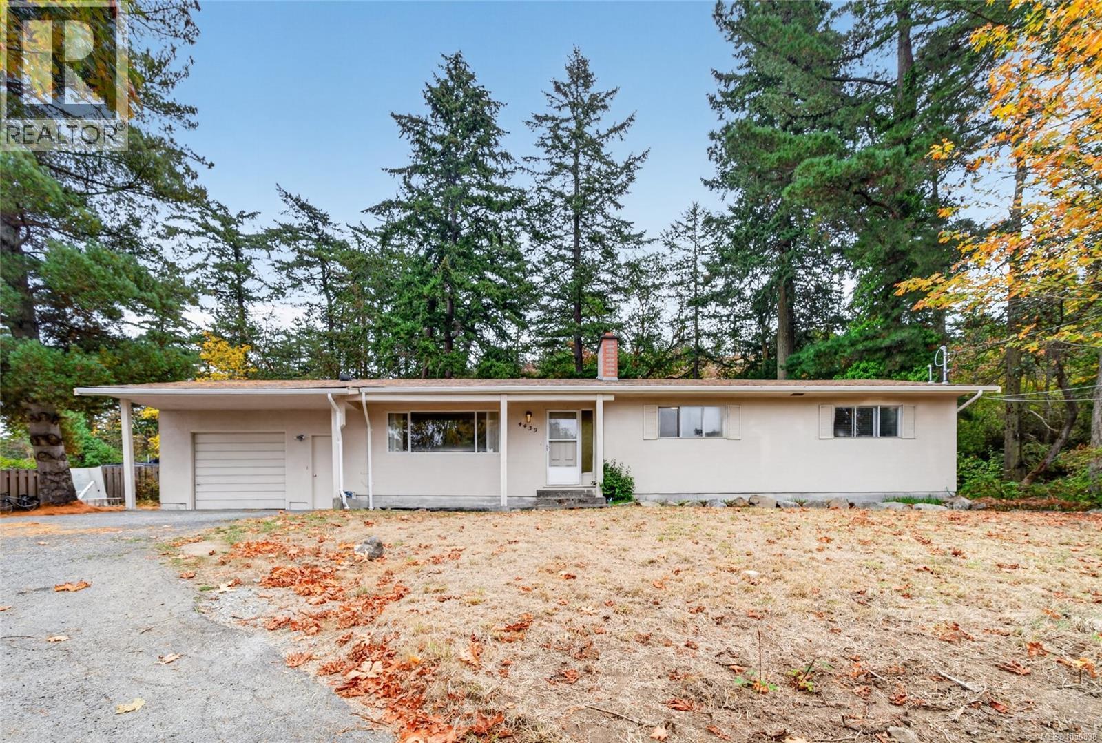  4439 Blenkinsop Road, Saanich