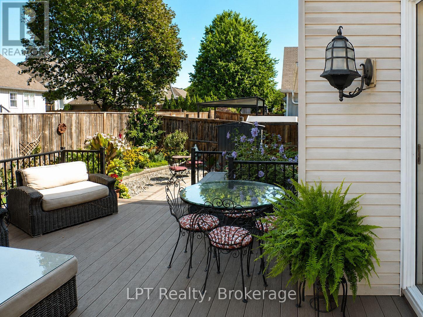 52 BRIDGES BOULEVARD - 26