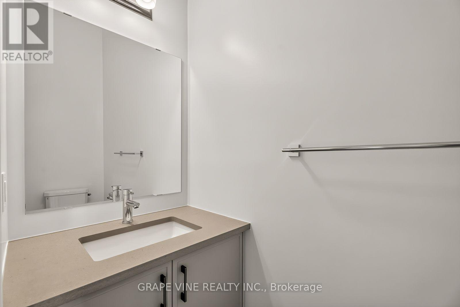 76 SAN FELICE CIRCLE, Ottawa — photo 6