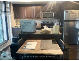 615 Fort York Boulevard, Toronto, ON M5V4A2 Photo 7