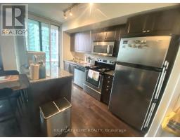 615 Fort York Boulevard, Toronto, ON M5V4A2 Photo 8