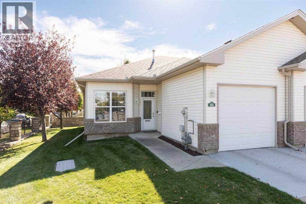 206 Washington Way SE, Medicine Hat, Alberta, T1A8V2