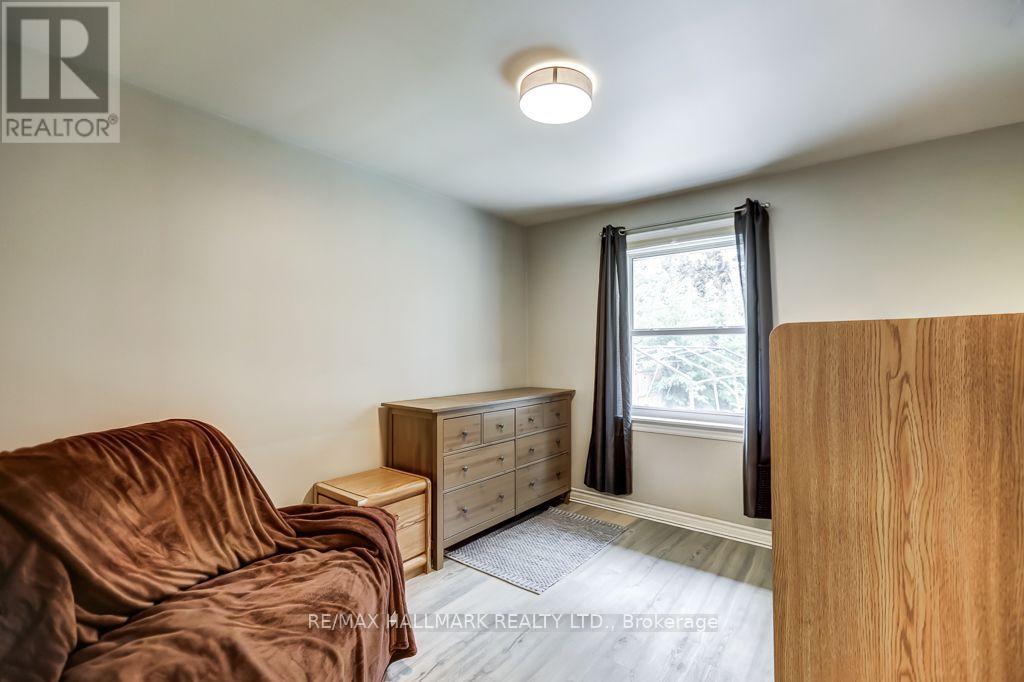 39 CALUMET CRESCENT - 15