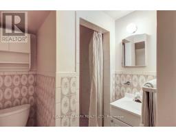 39 Calumet Crescent, Toronto, ON M1H1W4 Photo 24