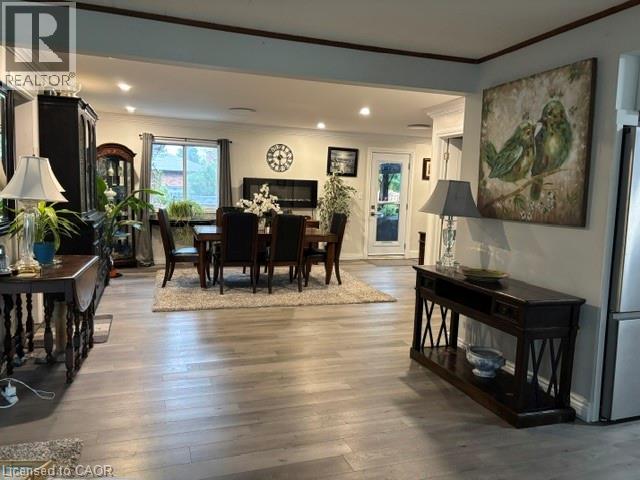 256 SOUTHCOTE Road - 5