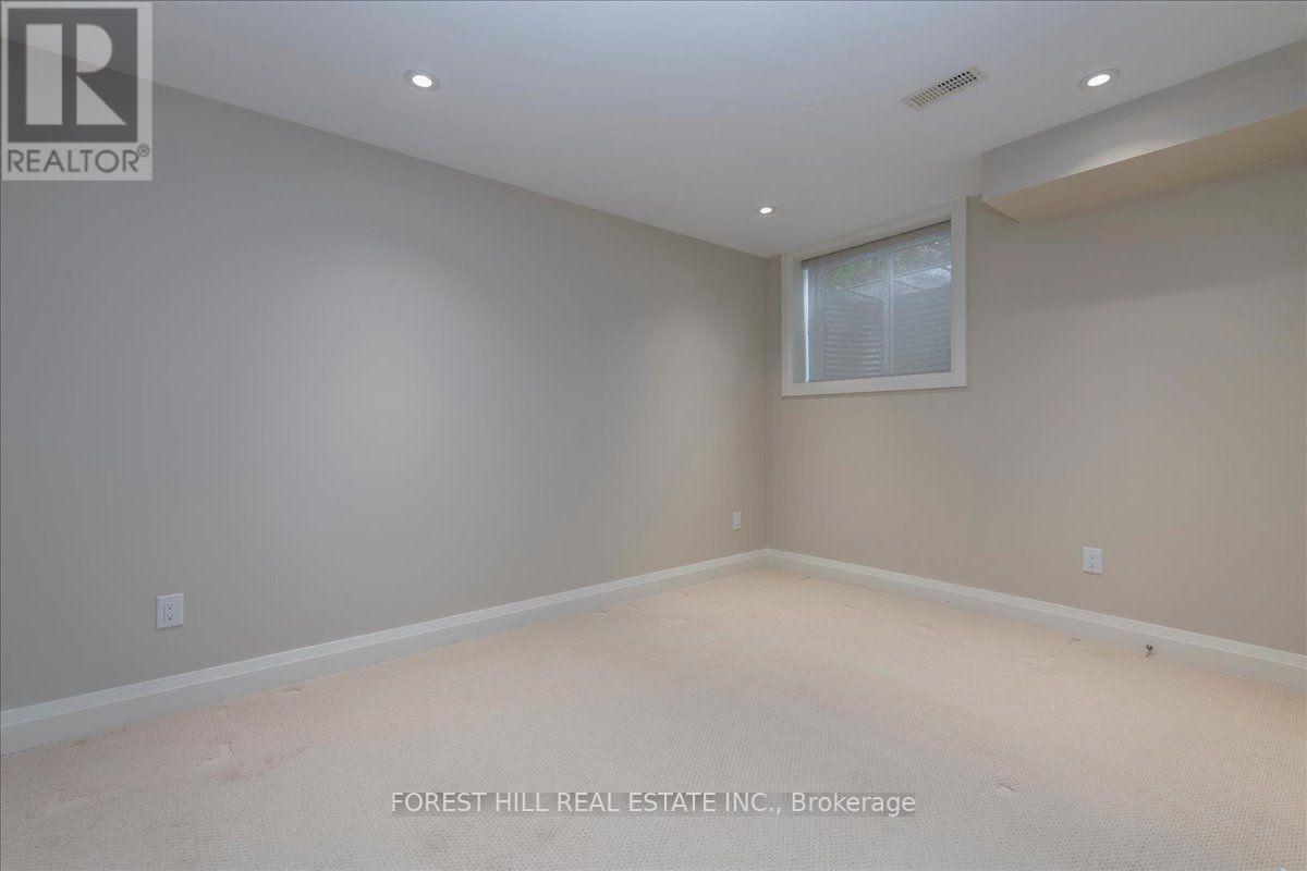 #36 10 INVERMARA COURT - Image 30