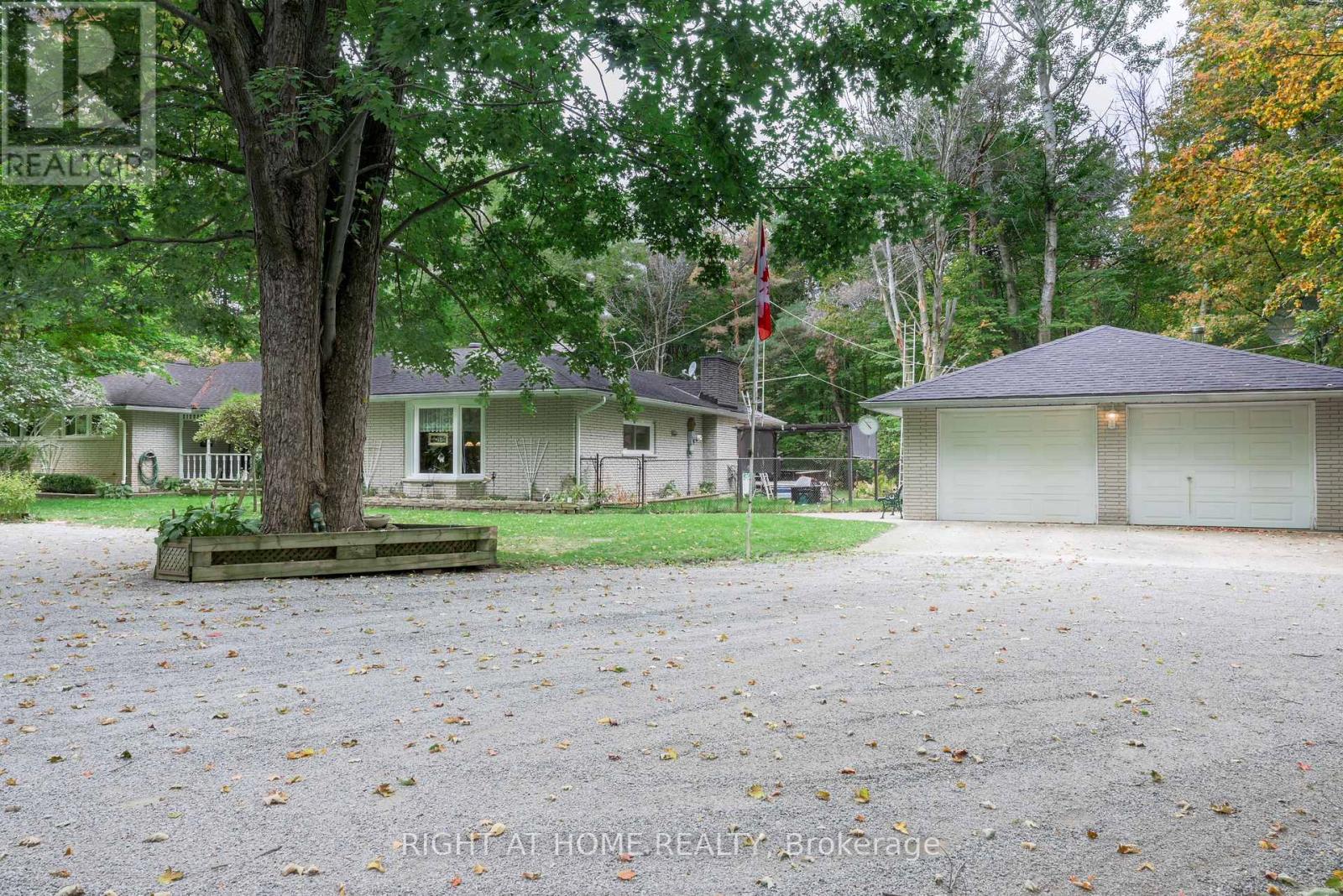 1602 COUNTY 92 ROAD, Springwater — photo 2
