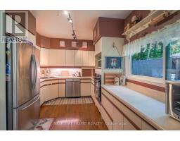 Pantry - 1602 County 92 Road, Springwater, ON L0L1P0 Photo 9