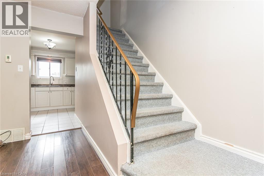 157 OLD CARRIAGE Drive - 18