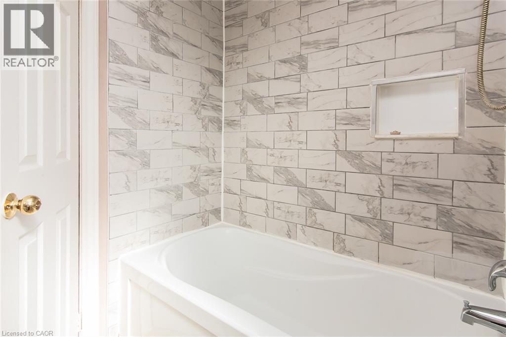 157 OLD CARRIAGE Drive - 31