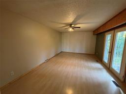 Dining room - A 39103 501 Highway, Tache Rm, MB R5J0B1 Photo 7
