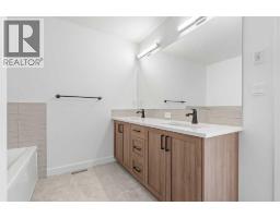 302 Baneberry Way Sw, Airdrie, AB T4B5R9 Photo 18