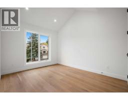 420 32 Avenue Nw, Calgary, AB T2M2P9 Photo 29