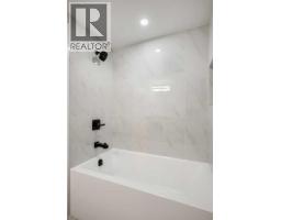 420 32 Avenue Nw, Calgary, AB T2M2P9 Photo 40