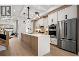 4pc Bathroom - 420 32 Avenue Nw, Calgary, AB T2M2P9 Photo 12