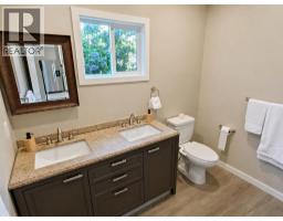 18 Maple Street - photo 20