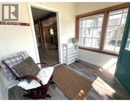 18 Maple Street - photo 8