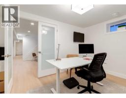 20 Gainsborough Drive Sw, Calgary, AB T3E4W7 Photo 27