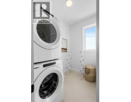 8493 21 Avenue Se, Calgary, AB T2A0M8 Photo 24